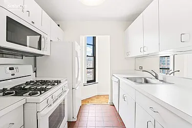 Rented by Sotheby's International Realty