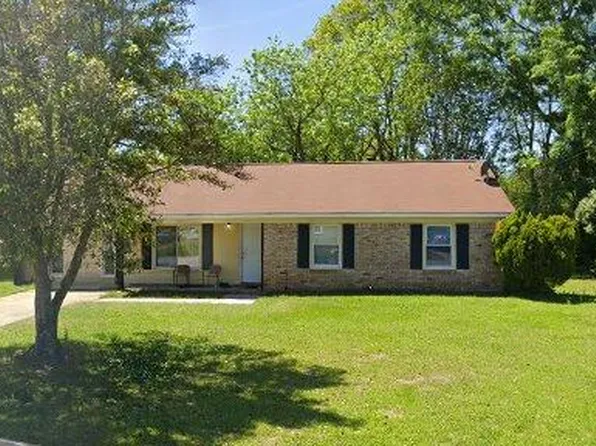 7601 Ireland Dr, North Charleston, SC 29420