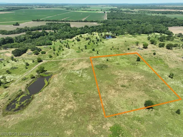 16 Beaty Ave, Pocola, OK 74902