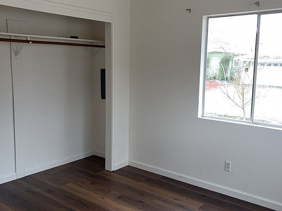 2nd image of 12678 Shoreview Dr