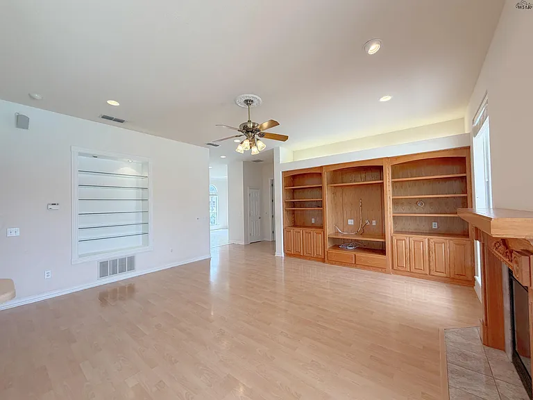 4506 Hollow Ridge Dr — Photo 6