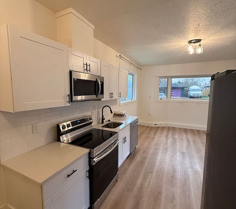 1st image of 4789 SE Ada Ln #B