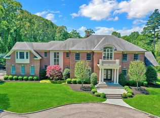 36 Old Field Rd, Setauket, NY 11733