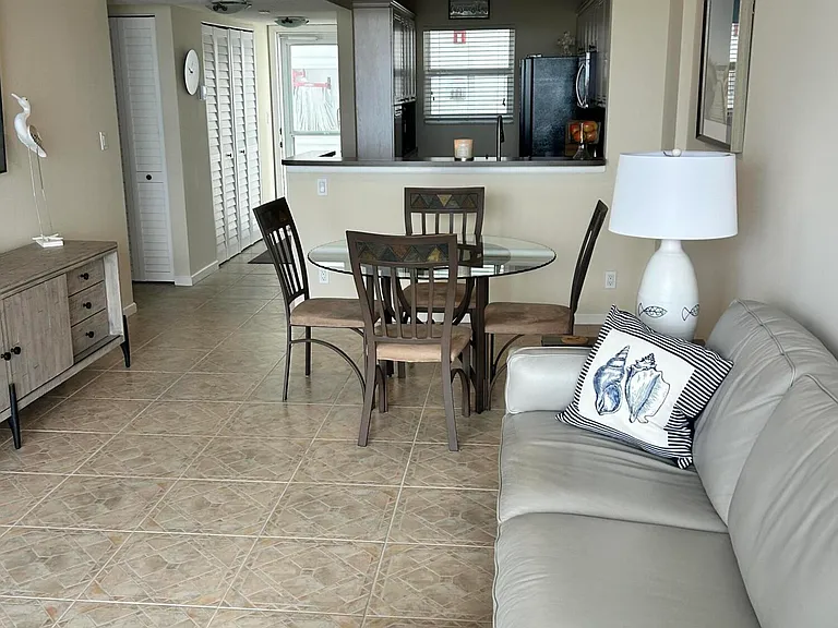 1391 S Ocean Blvd — Photo 10