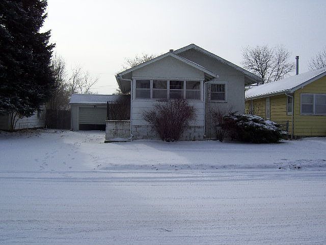 1st image of 608 10th St
