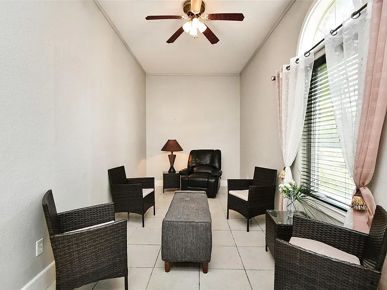 4819 Sherri Ln — Photo 6