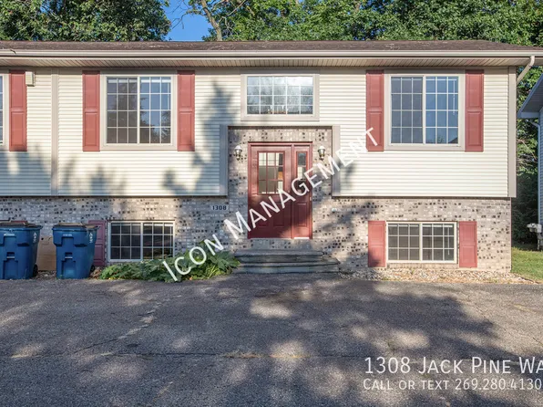 1308 Jack Pine Way, Kalamazoo, MI 49006