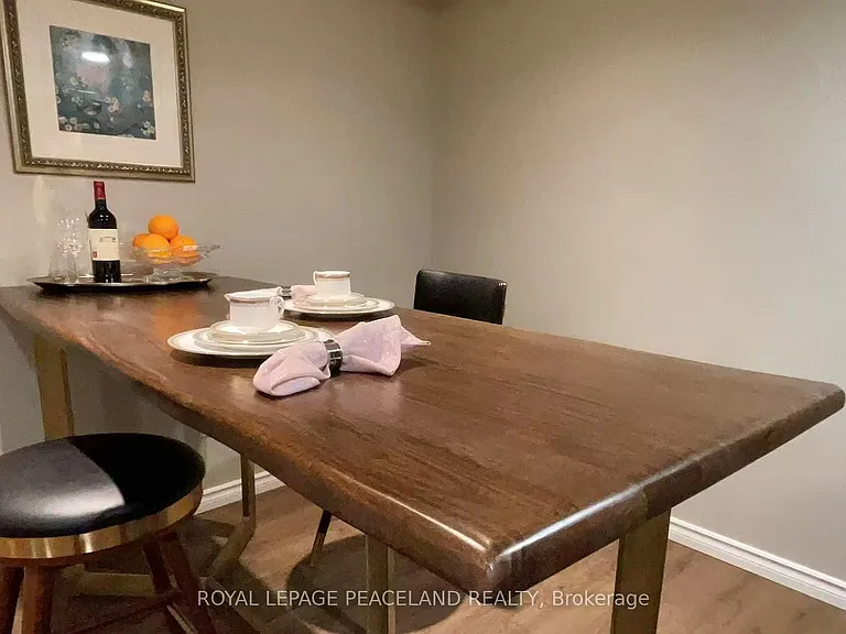 23 Halldorson Ave — Photo 17