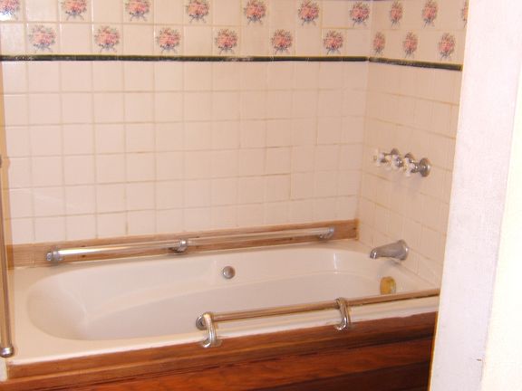 master bath whirlpool
