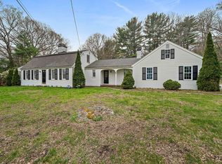 77 Damons Point Rd, Marshfield, MA 02050
