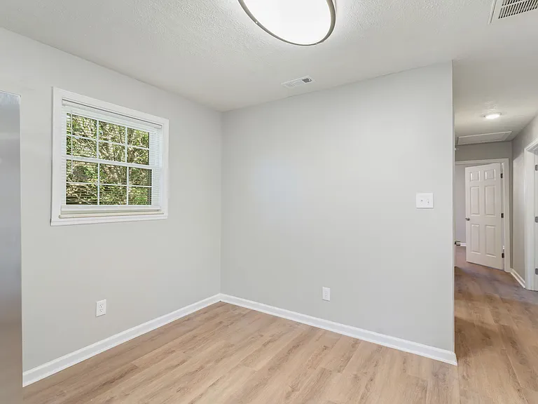 2809 Lay Ave — Photo 12