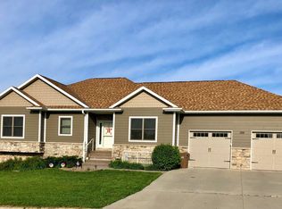 125 S East St, Hallam, NE 68368