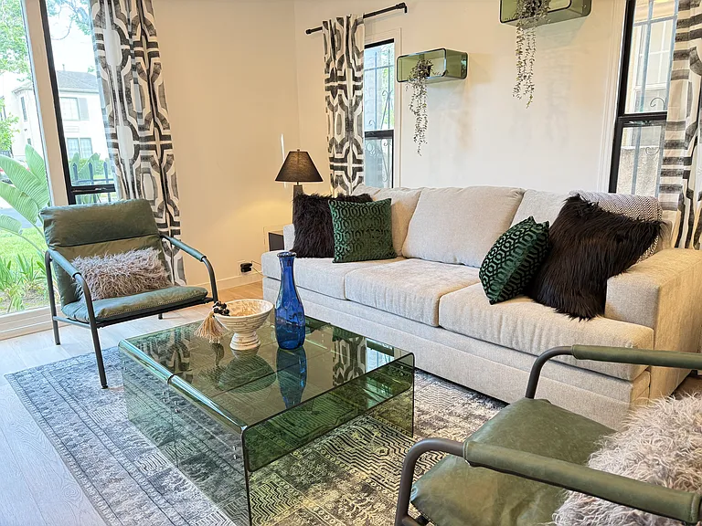 1235 S Longwood Ave #1235 — Photo 36