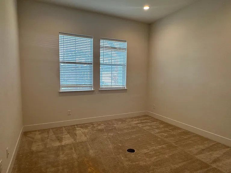 2918 Turner Ave — Photo 24
