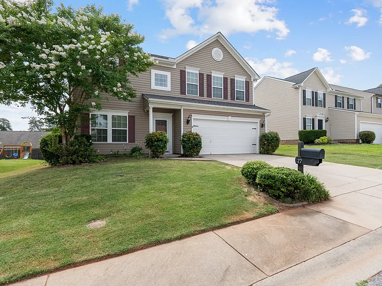 27 Madeline Cir — Photo 4