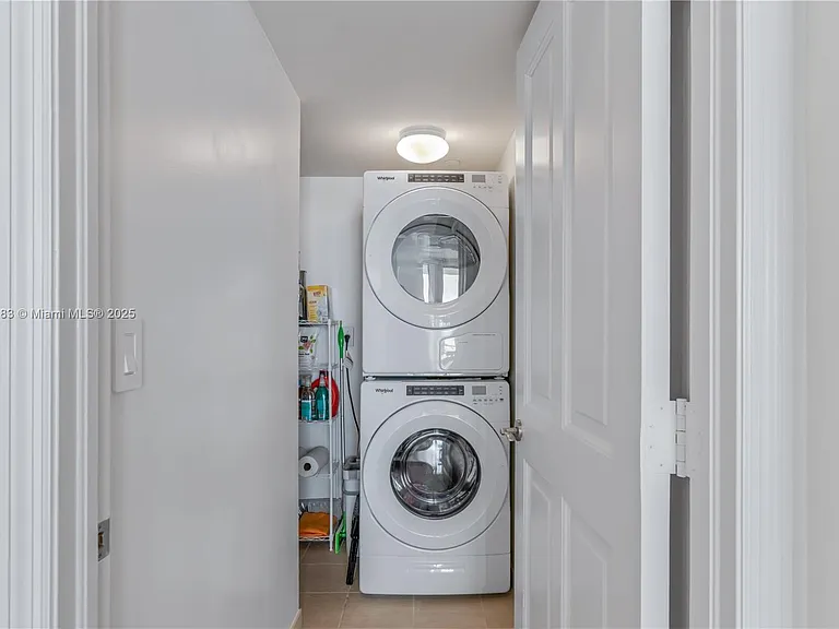 17875 Collins Ave #3404 — Photo 33