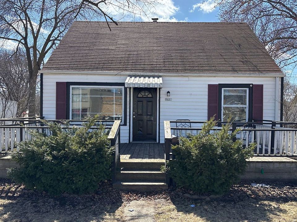 1st image of 8601 W Lisbon Ave