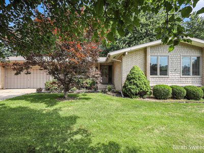 3035 Willow Creek Dr SW, Grandville, MI, 49418