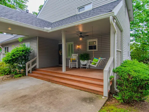 5201 Fairway Ave APT 16, North Little Rock, AR 72116