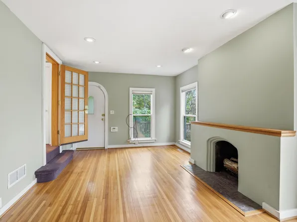 233 Groveland Ave, Minneapolis, MN 55403