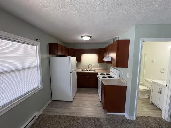 418 W Webster St Unit 10, Benton, IL 62812