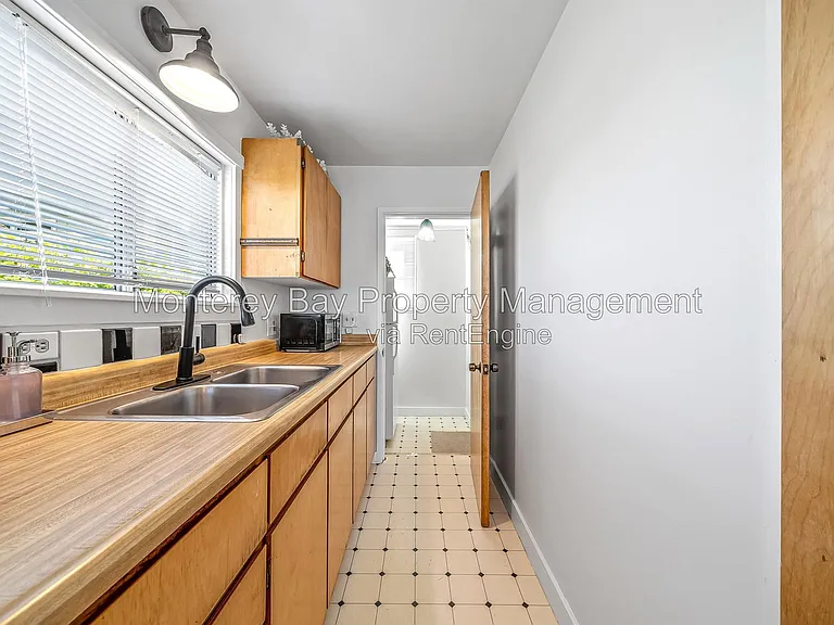 731 Mermaid Ave — Photo 12