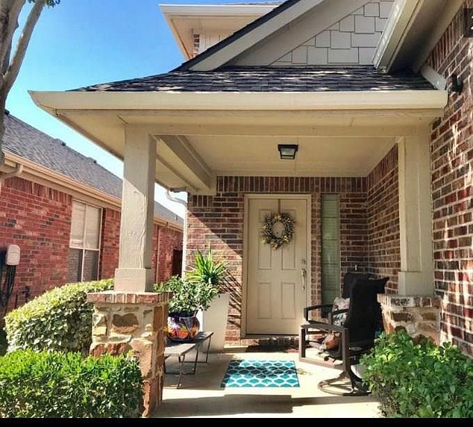 1st image of 347 Kirby Dr
