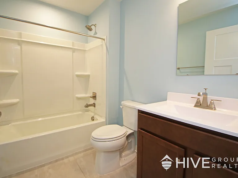 3790 Mayfield Rd — Photo 7