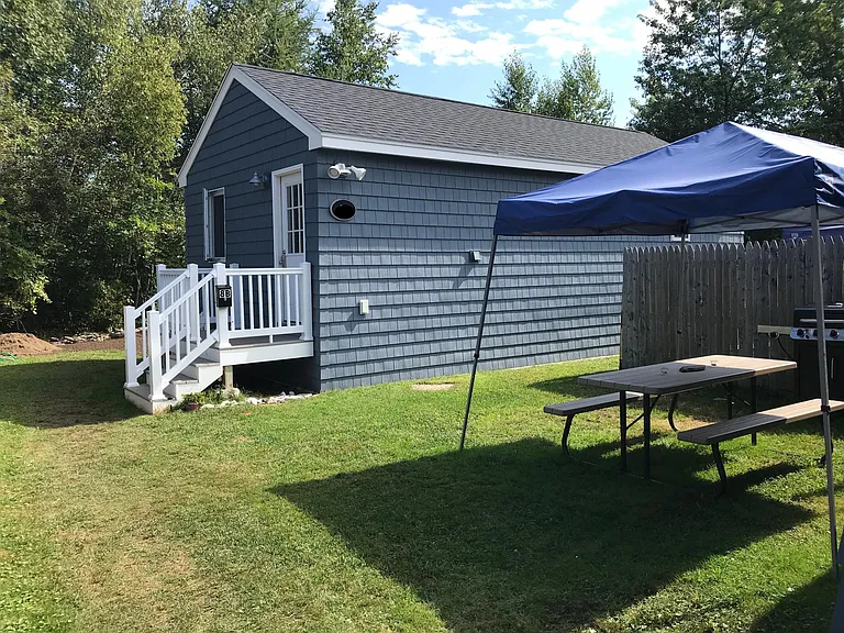 88 Carll Ave — Photo 1