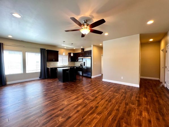 606 S 81st Pl #1