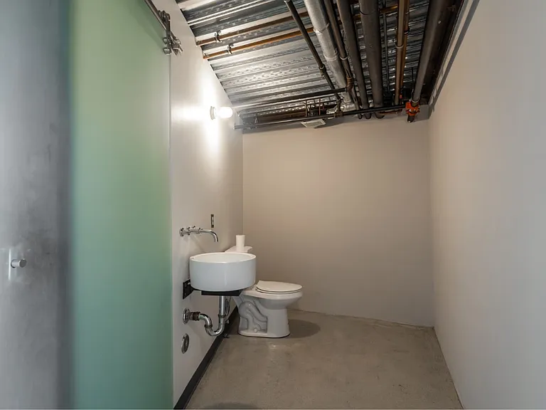 WM Lofts — Photo 14