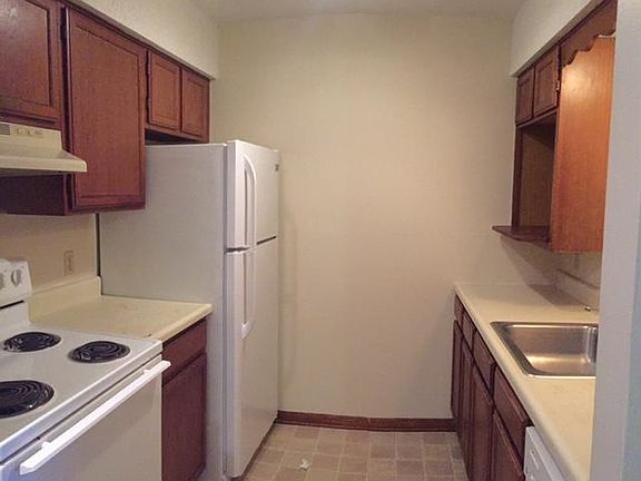 2nd image of 3634 Wyoming St APT 1C