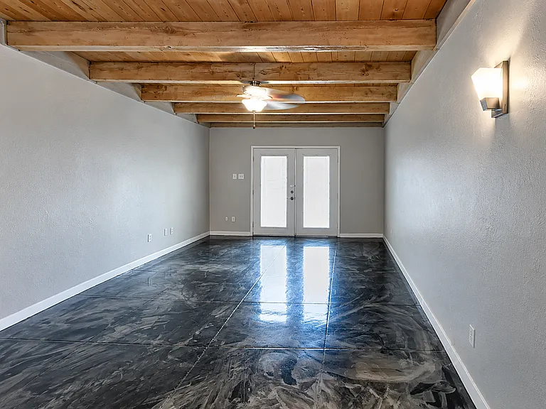 4900 El Campo Ave #6 — Photo 5