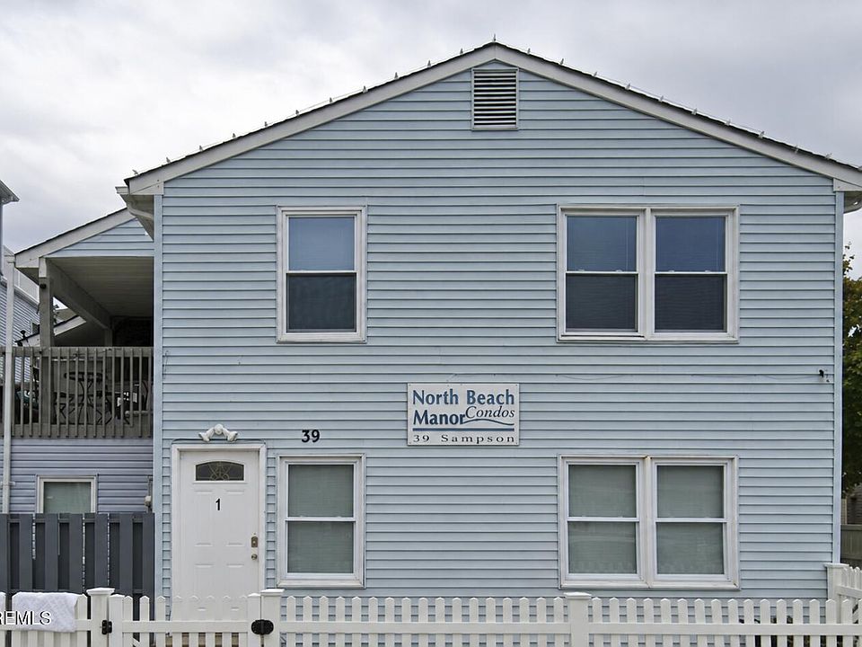 1st image of 39 Sampson Ave APT 4