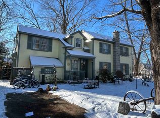 25 Kossuth St, Exeter, NH 03833