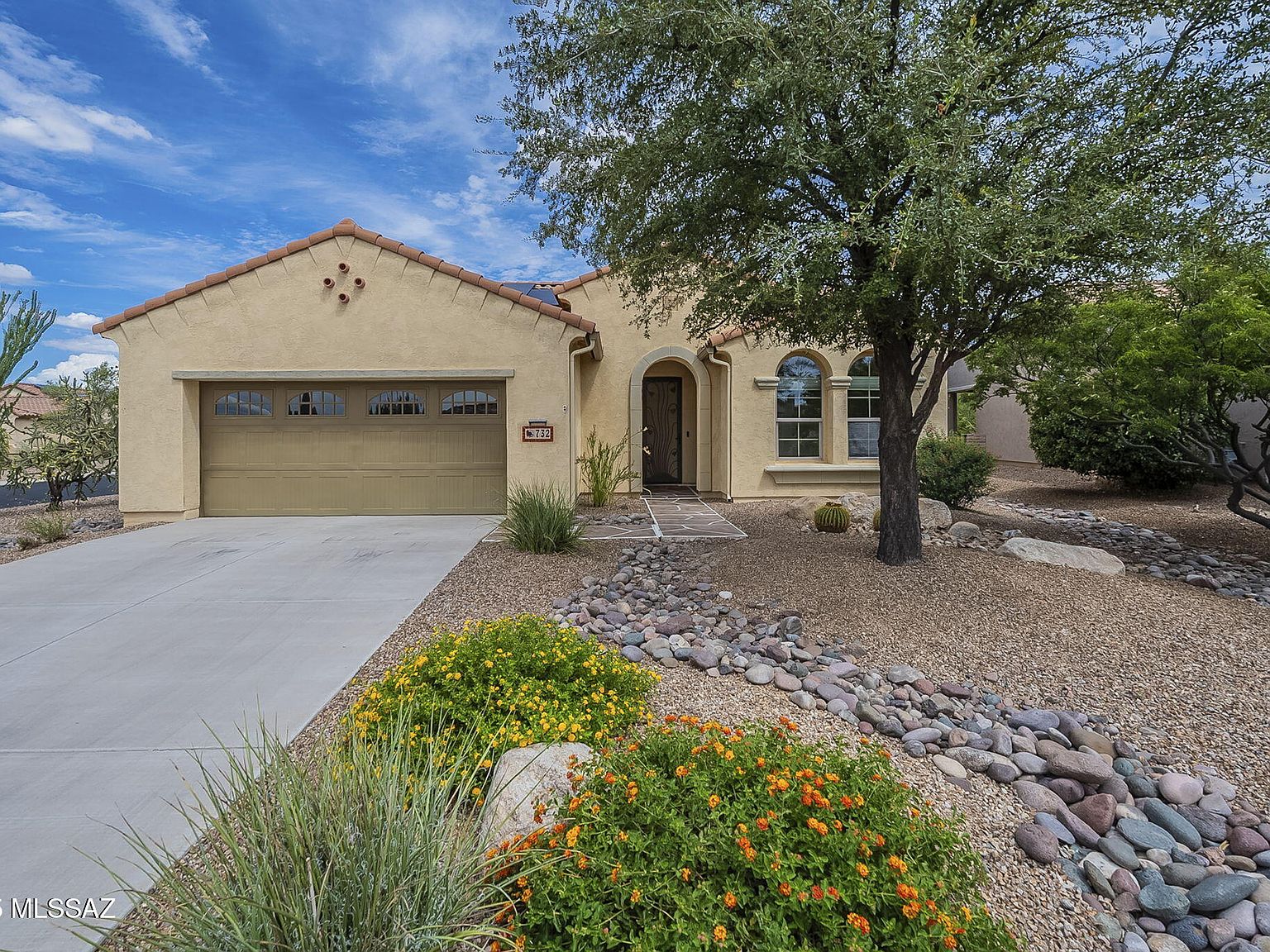 732 N Moana Dr, Green Valley, AZ 85614 | MLS #22524602 | Zillow