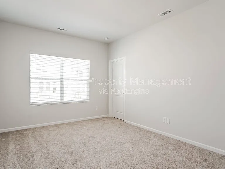 112 Silver Fir Ln — Photo 9
