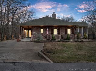 4216 S Rustic Rd W, Sand Springs, OK 74063