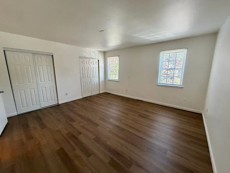 68 Village Dr — Photo 19