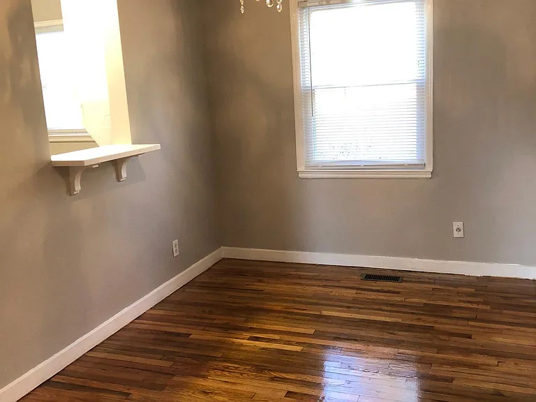 2513 Miller Park Cir #B — Photo 3
