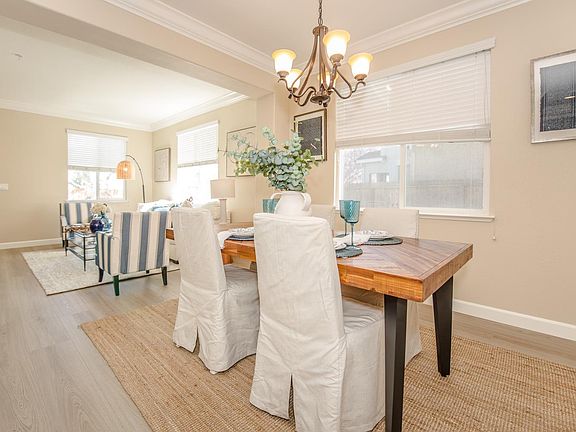 4th image of 1701 Sandypoint Rd