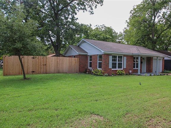 3rd image of 5701 N Schilder Dr