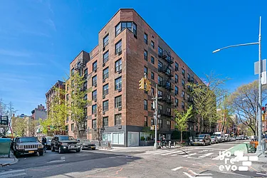 350 Bleecker Street #1W In West Village, Manhattan | StreetEasy