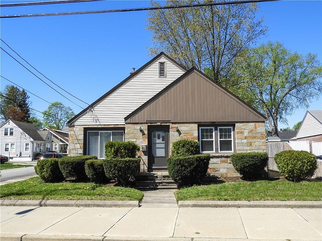 260 Smithfield Ave, Pawtucket, RI 02860 Zillow