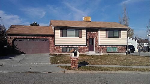1st image of 5260 W Banquet Ave