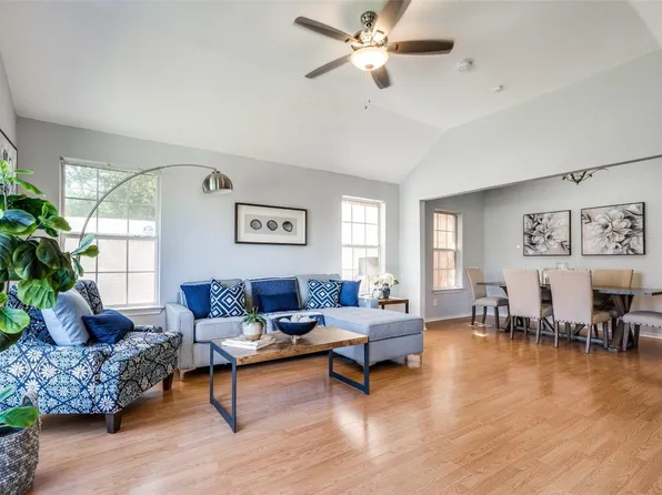 630 W Neely St, Dallas, TX 75208