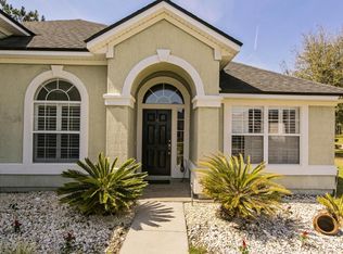 3190 Wandering Oaks Dr, Orange Park, FL 32065