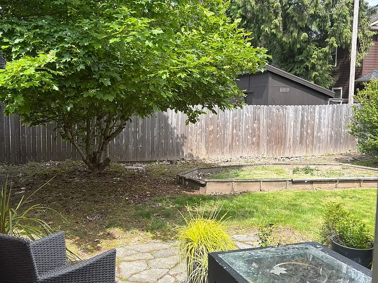 528 NW 17th St — Photo 17