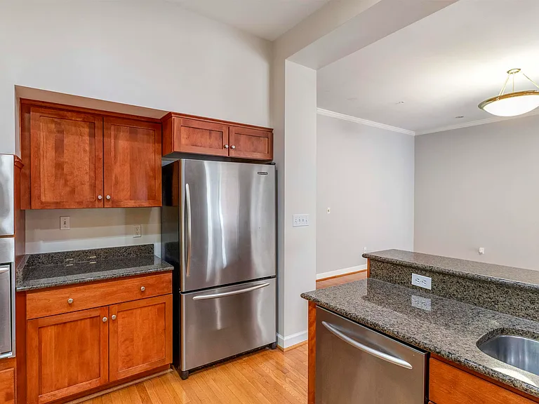 112 5th St SE #3D — Photo 12