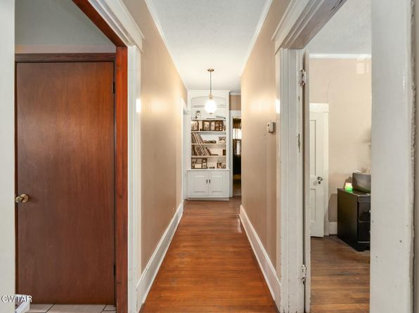 242 Campbell St, Jackson, TN 38301